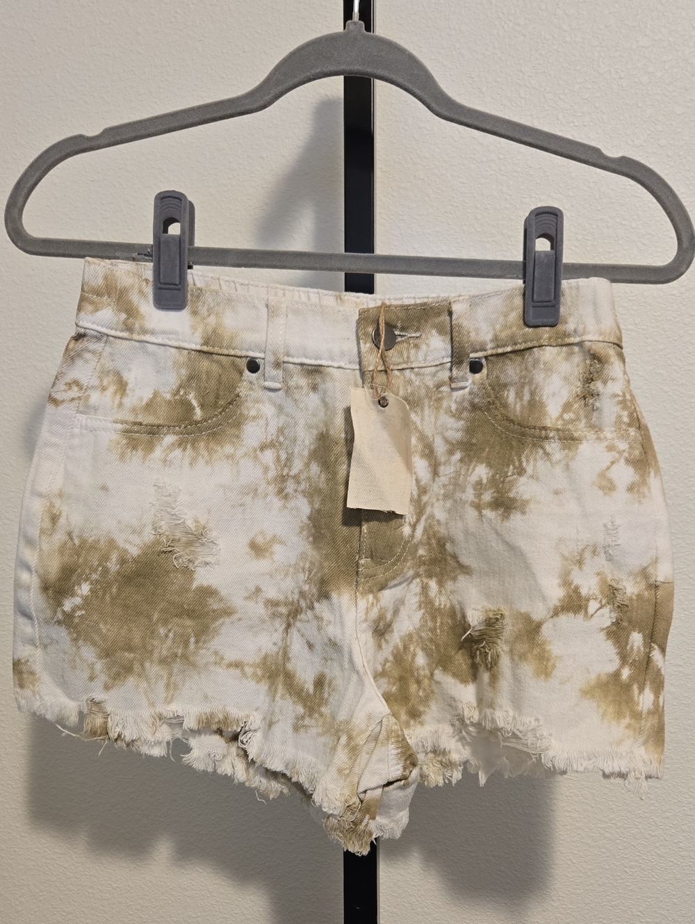 Easel Distressed Shorts NWT - Picture 4 of 6